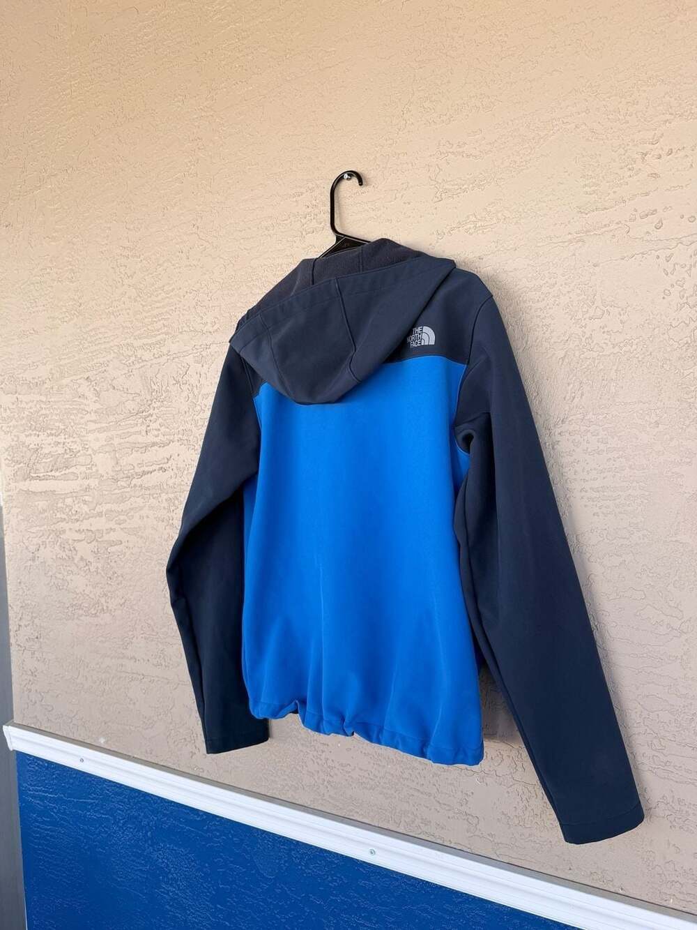 The North Face Softshell Hoodie Jacket, Men's Size S — Blue/Navy Windproof - Picture 5 of 5